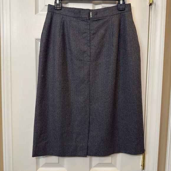 Christian Dior Pencil Skirt Wool Blend Size 12 w Pockets The Suit - Picture 2 of 6